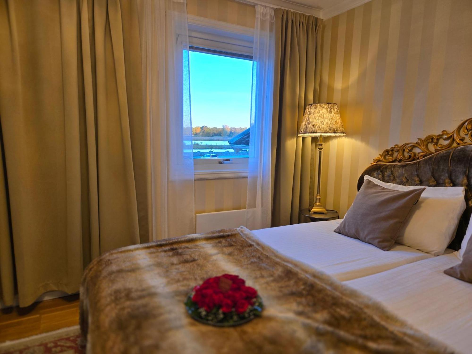Vaenerport Lakefront Hotell Mariestad Εξωτερικό φωτογραφία