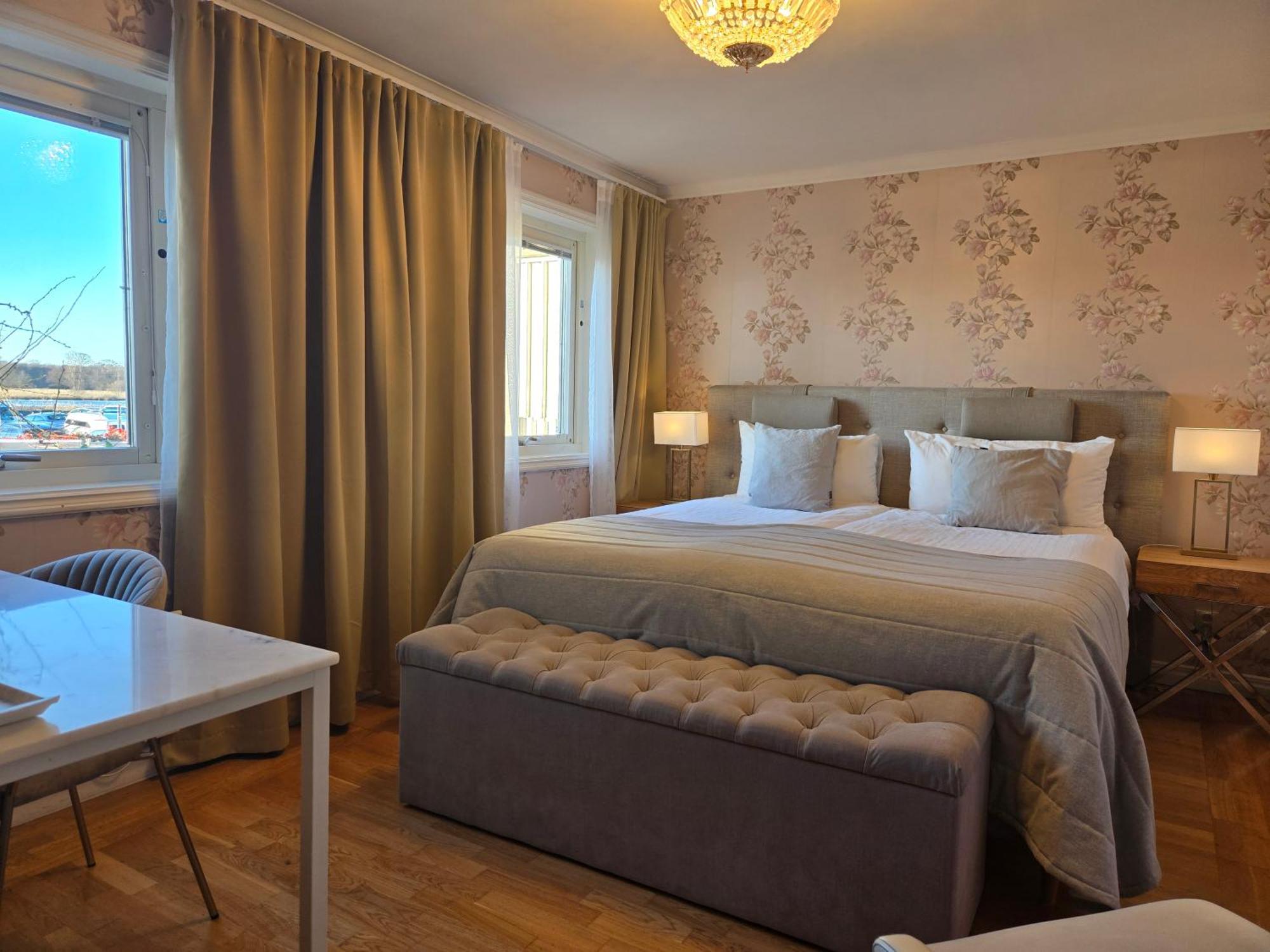 Vaenerport Lakefront Hotell Mariestad Εξωτερικό φωτογραφία