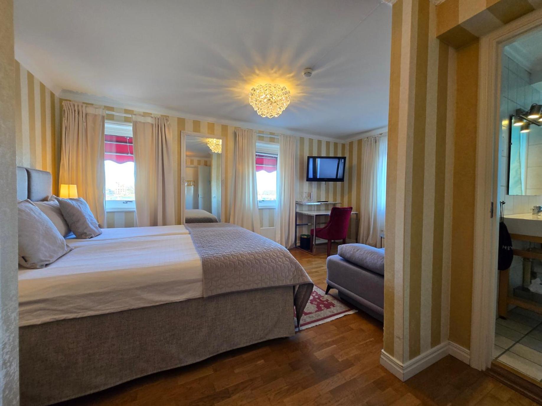 Vaenerport Lakefront Hotell Mariestad Εξωτερικό φωτογραφία